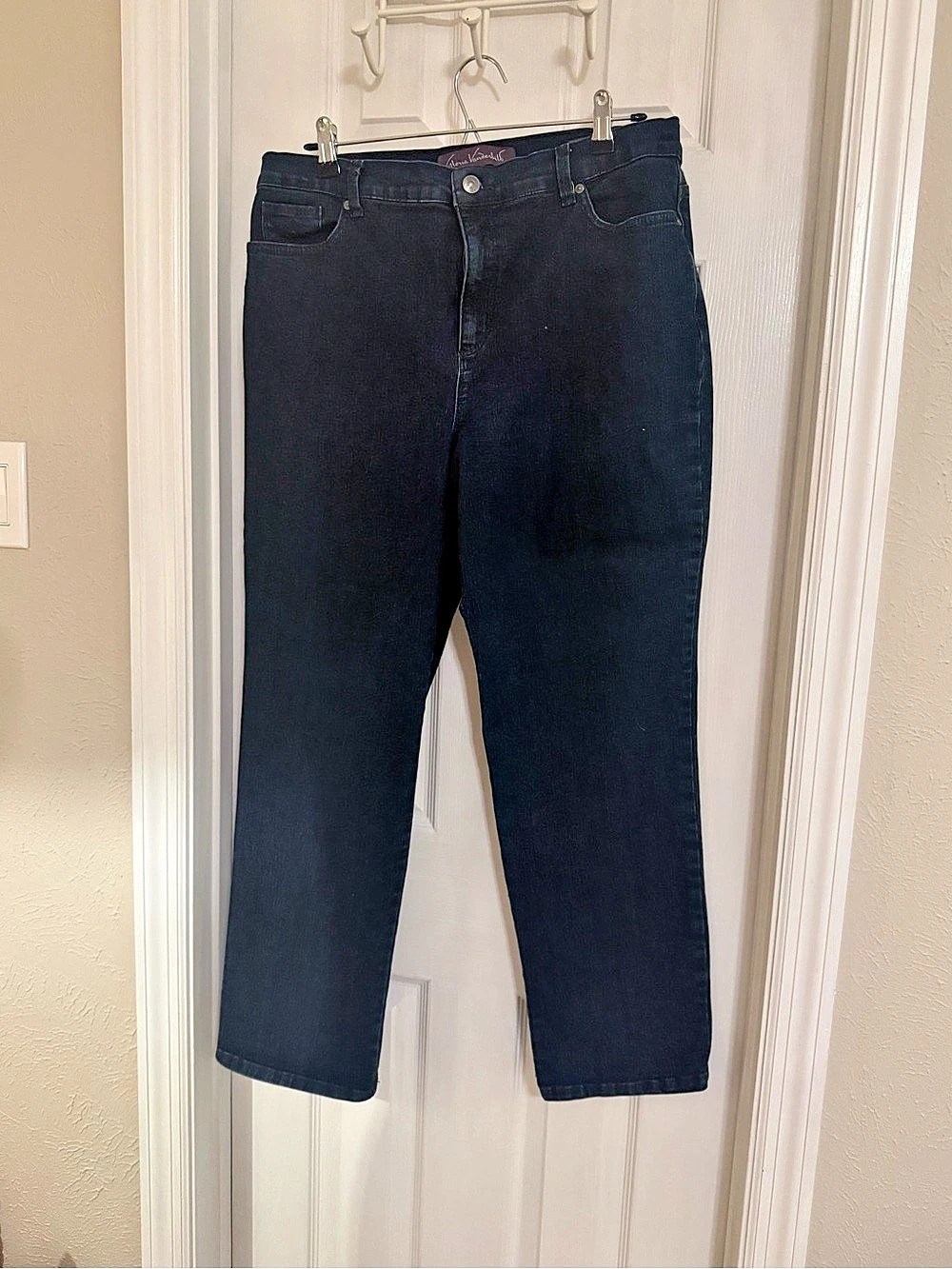 Gloria Vanderbilt Amanda Straight Leg Jeans in Blue Waist 16 Like New